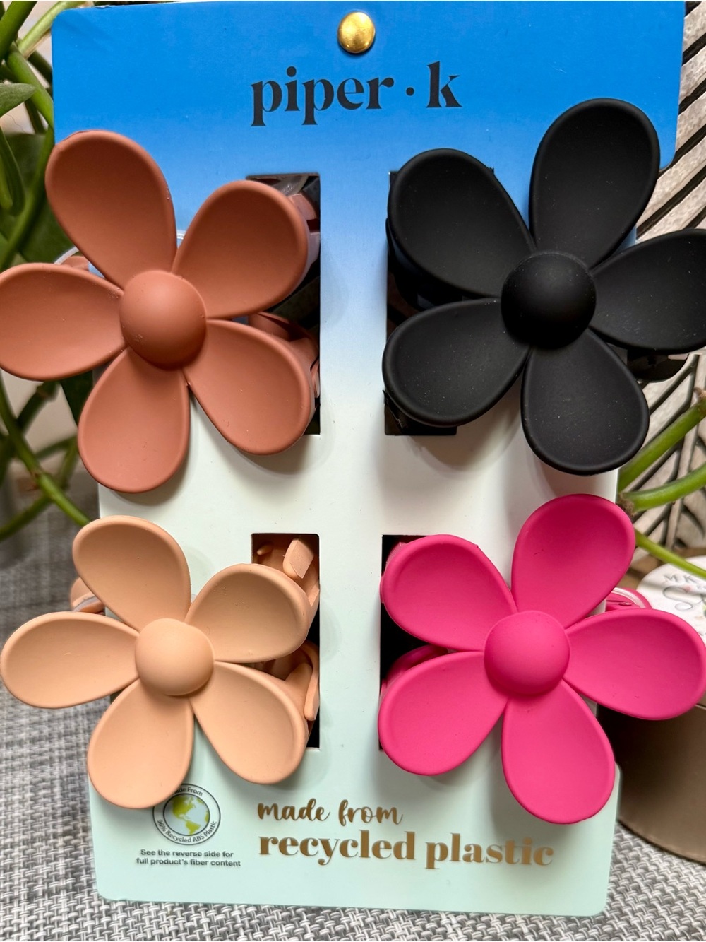 piper•k 🌺Flower Pop Grip Hair Clip Set — Tan, Hot Pink, Brown, Black NWT